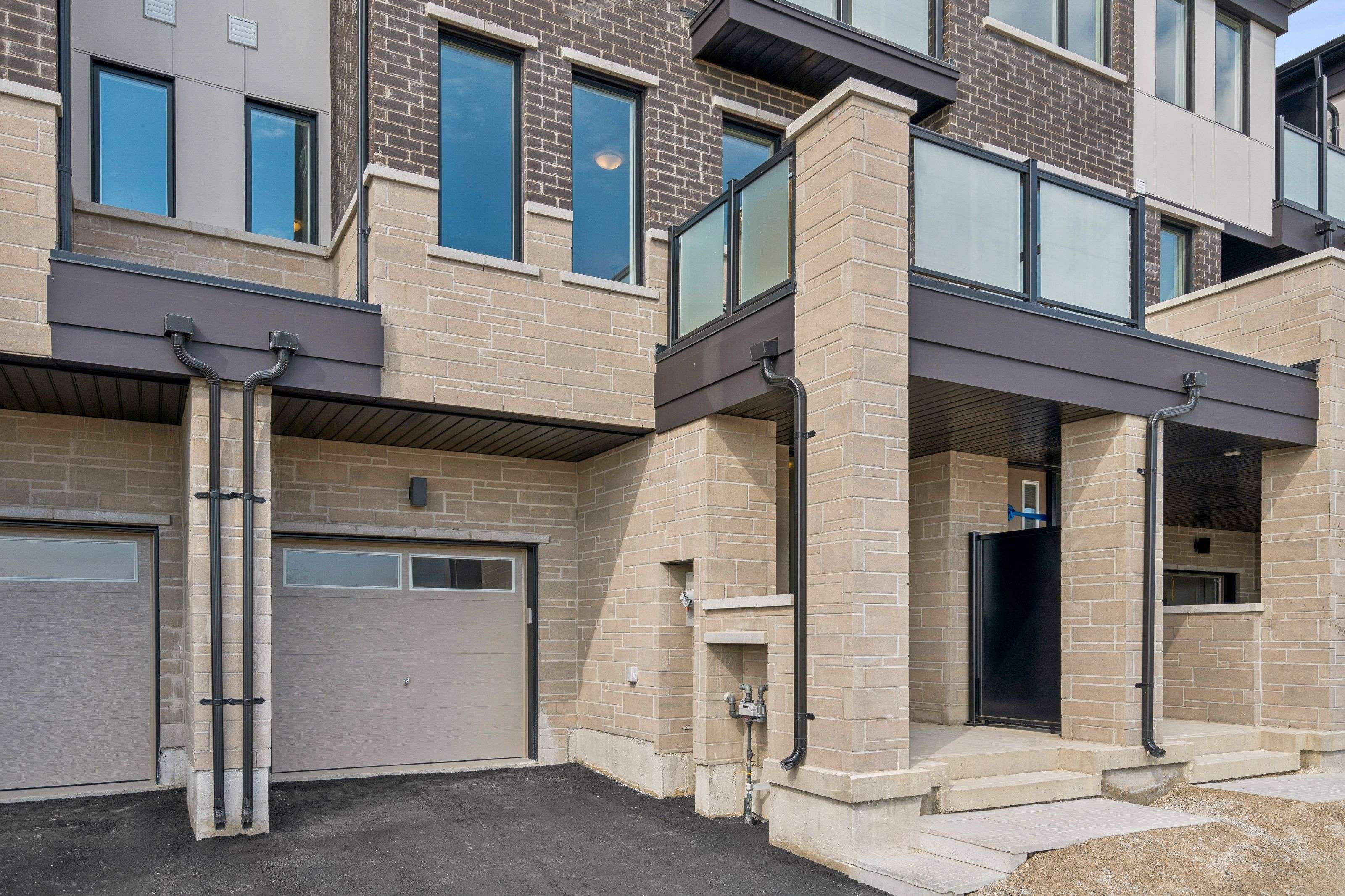 48 Elmer Moss AVE, Caledon, ON L7C 3H1