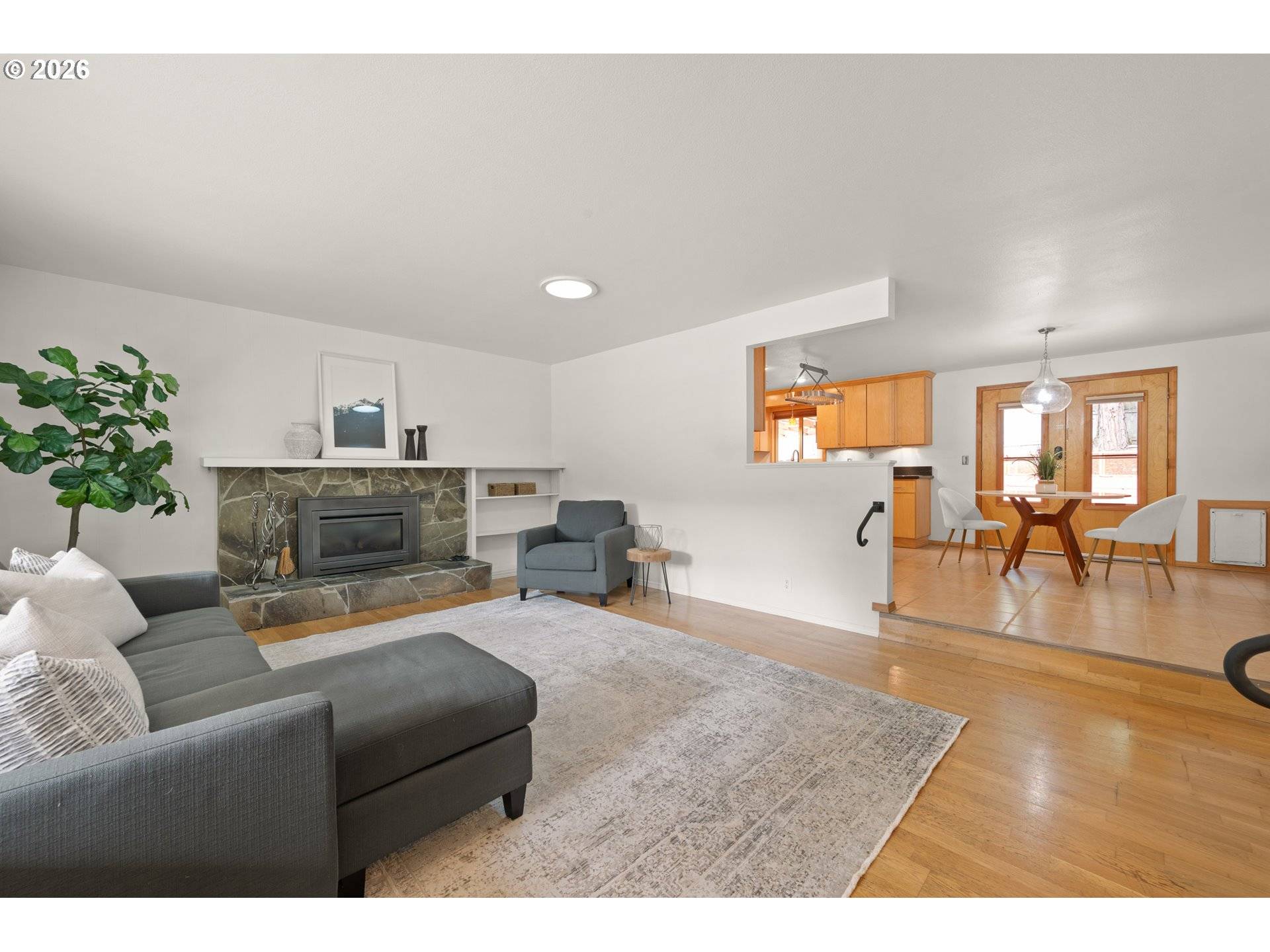 865 E 43RD AVE, Eugene, OR 97405