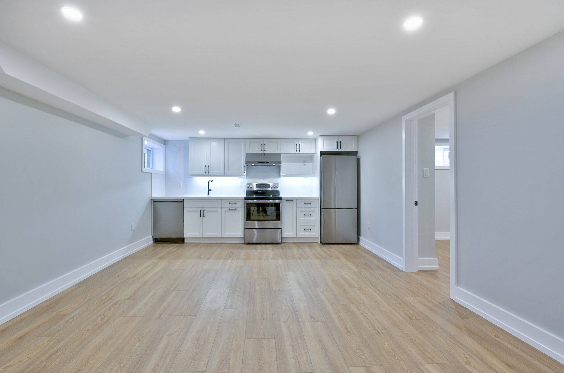28 Florence DR #Unit 2, Oakville, ON L6K 1V6