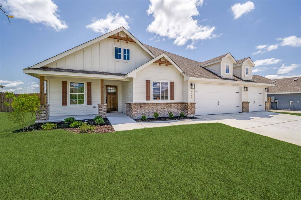 200 Clay Ranch, Valley View, TX 76272