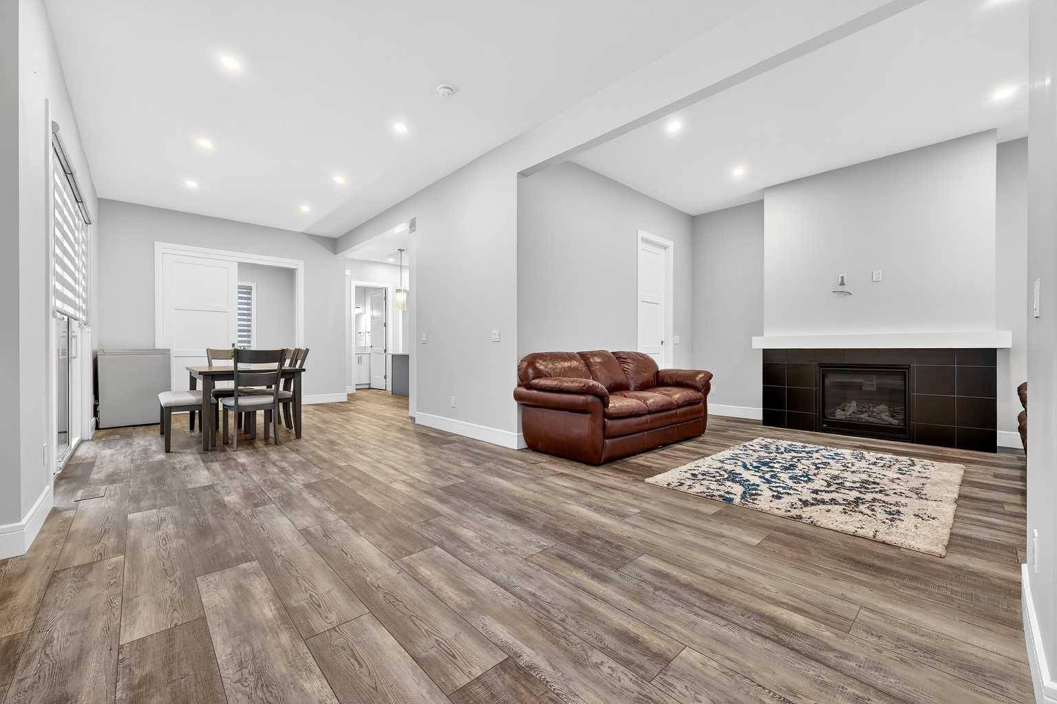 95 Rock Lake VW NW, Calgary, AB T3G 0E9