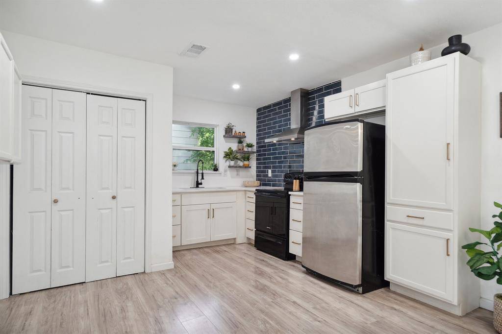 3005 Pate Drive, Fort Worth, TX 76105