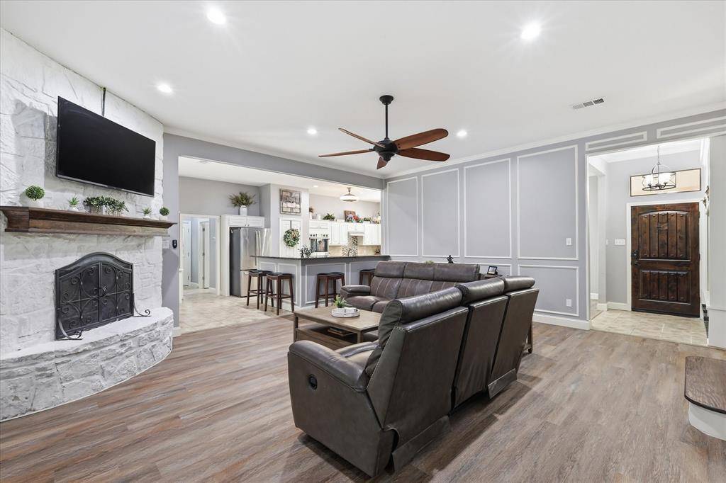 10308 Lisa Jean Drive, Crowley, TX 76036