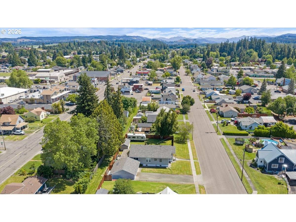 321 W VIRGINIA ST, Stayton, OR 97383