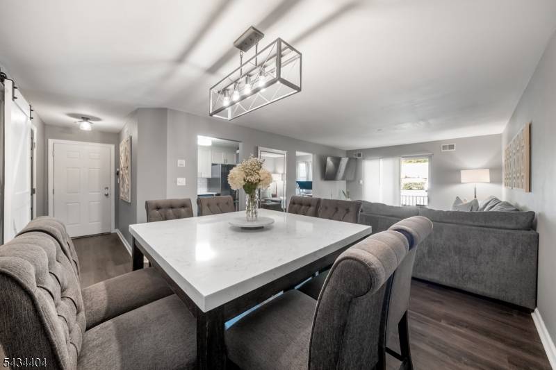 74 Crestview Ln, Mount Arlington Boro, NJ 07856