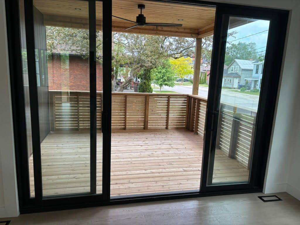 169 Second ST, Collingwood, ON L9Y 1E9