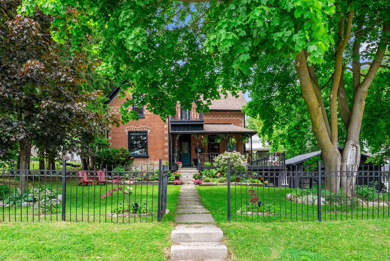 28 Mill ST W, East Luther Grand Valley, ON L0N 1G0