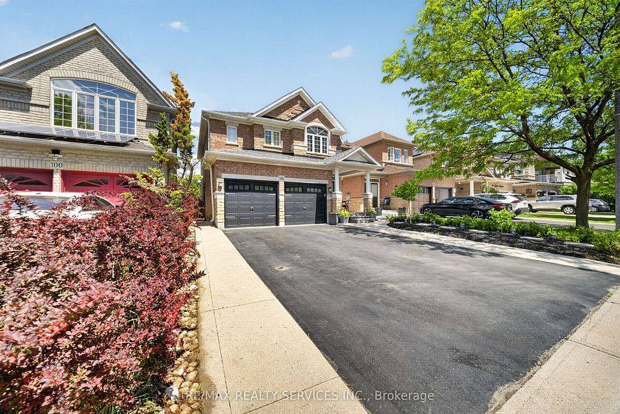 98 Saffron CRES, Brampton, ON L6S 6H8