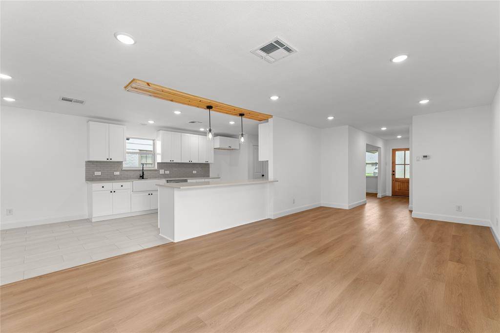 10236 Mapleridge Drive, Dallas, TX 75238