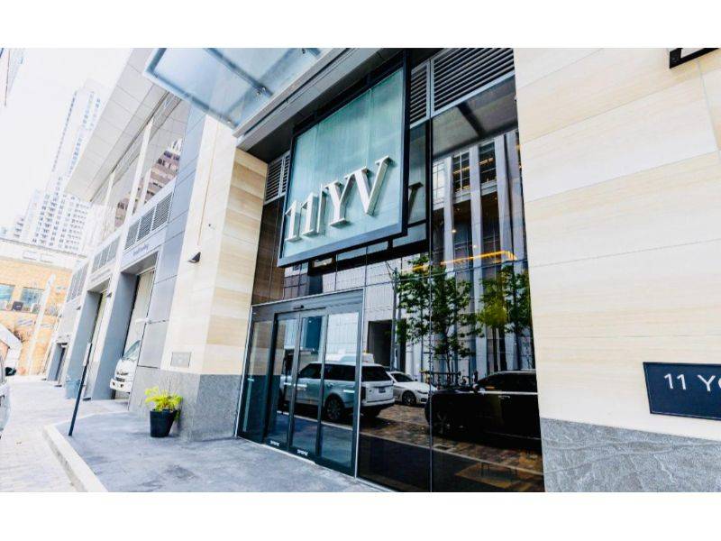 11 Yorkville AVE #5301, Toronto C02, ON M4W 0B7