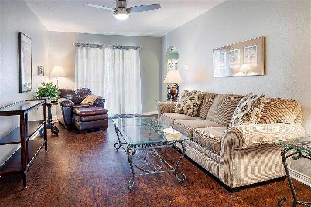 15926 Stillwood Street #2072, Dallas, TX 75248