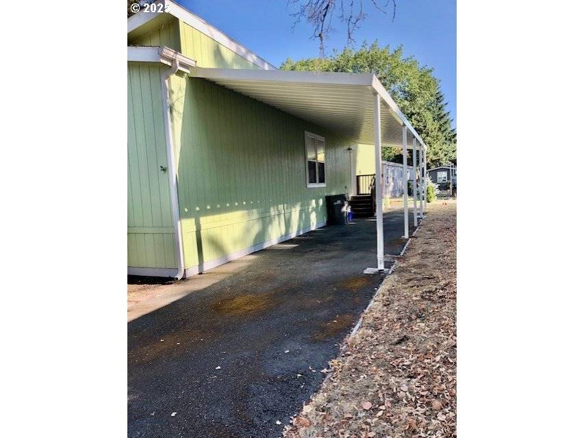 1475 Green Acres RD #76, Eugene, OR 97408