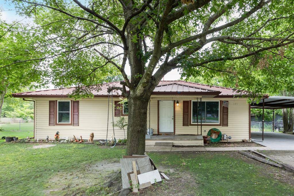 571 S 1st Street, Point, TX 75472
