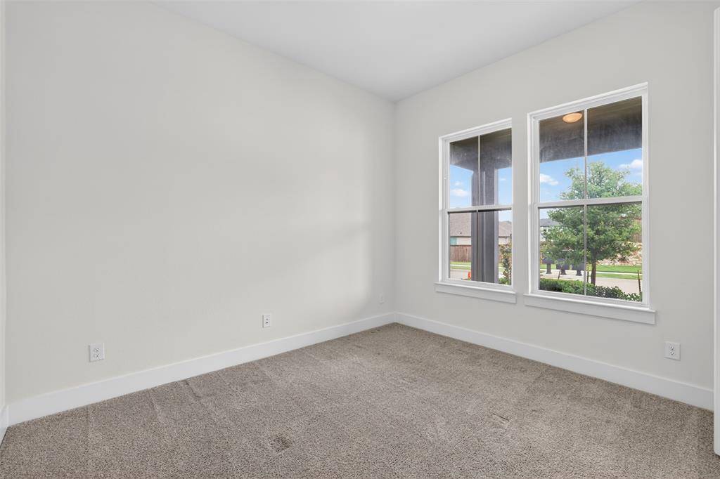 6009 Firefox Lane, Fort Worth, TX 76123