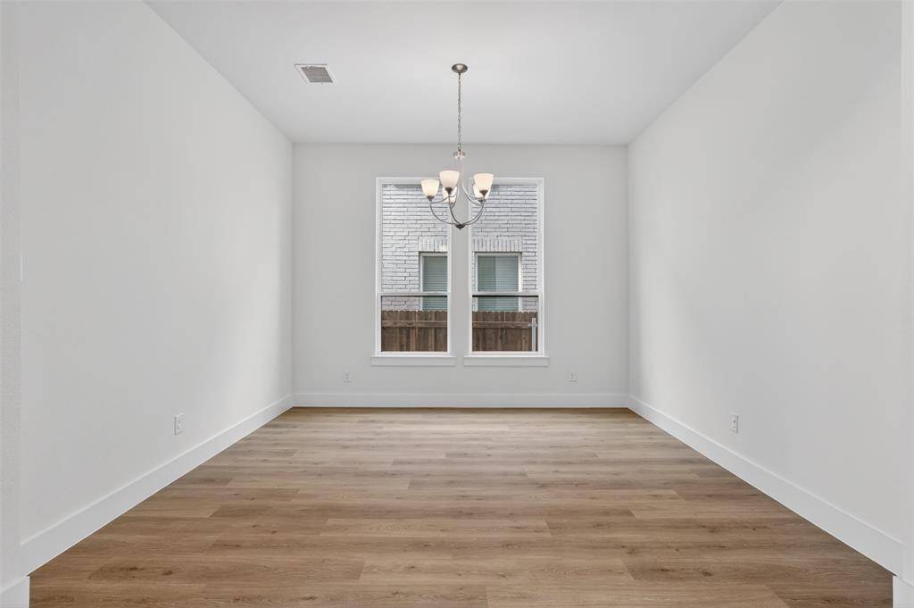 6009 Firefox Lane, Fort Worth, TX 76123