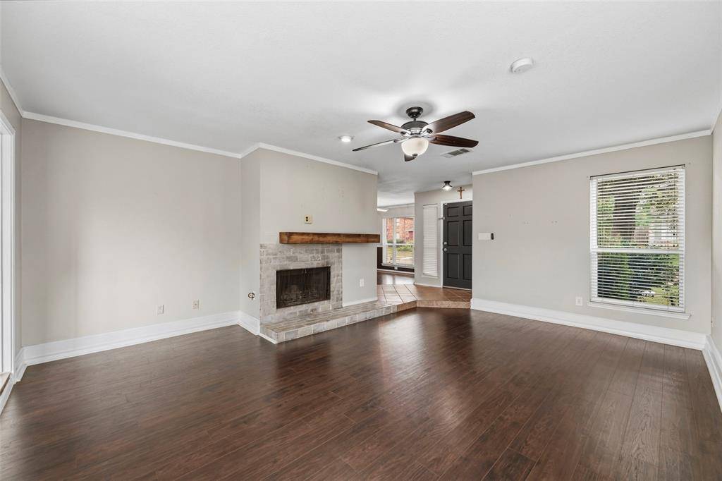 2924 Peninsula Way, Carrollton, TX 75007