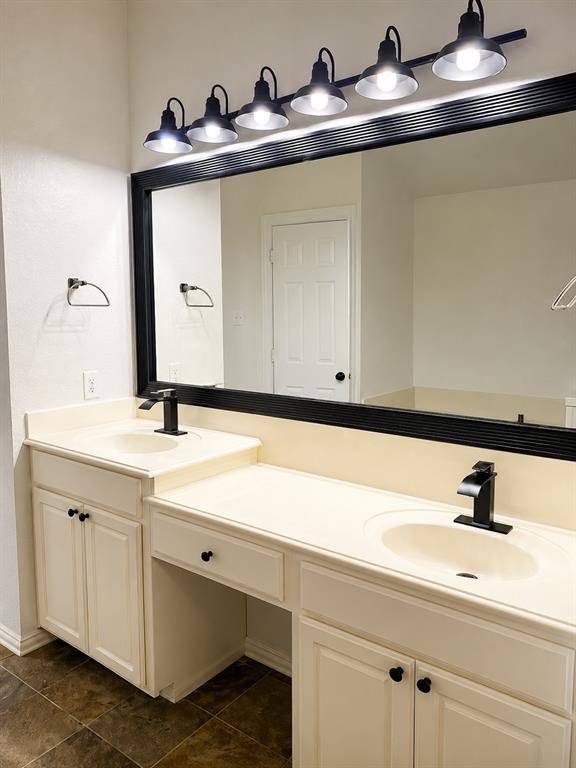 836 Mullrany Drive, Coppell, TX 75019