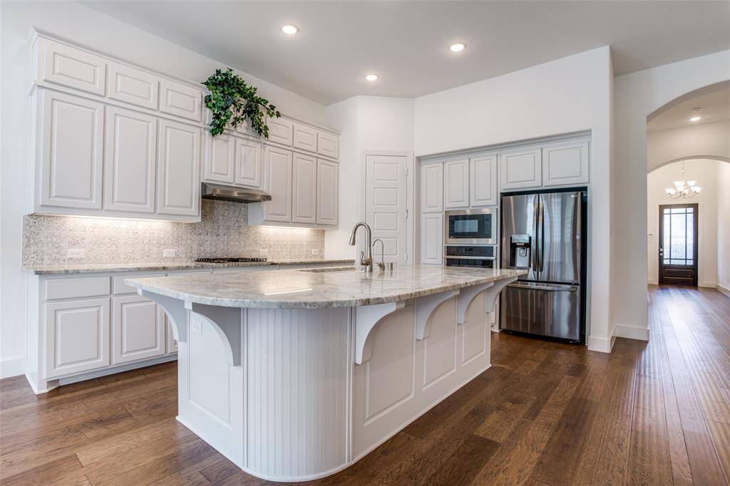717 Corner Post Path, Celina, TX 75009