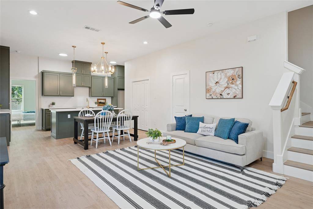 830 Stamps Avenue, Fort Worth, TX 76114
