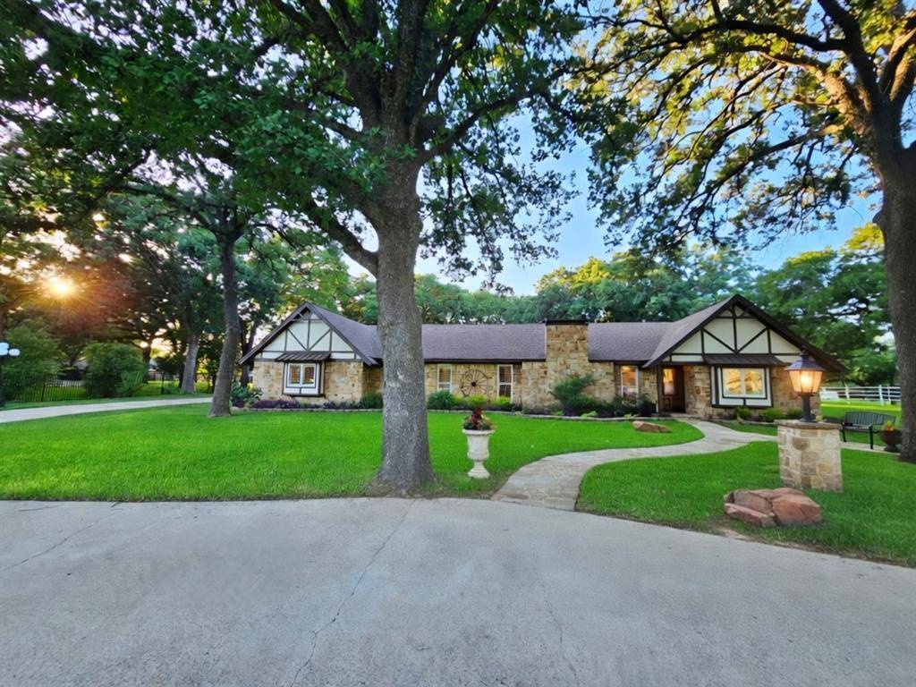 2311 Chaparral Trail, Mansfield, TX 76063