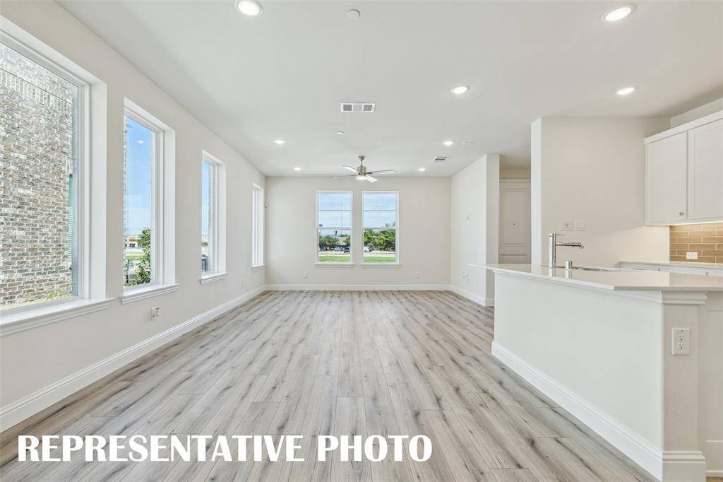 7324 Grant Avenue, North Richland Hills, TX 76180