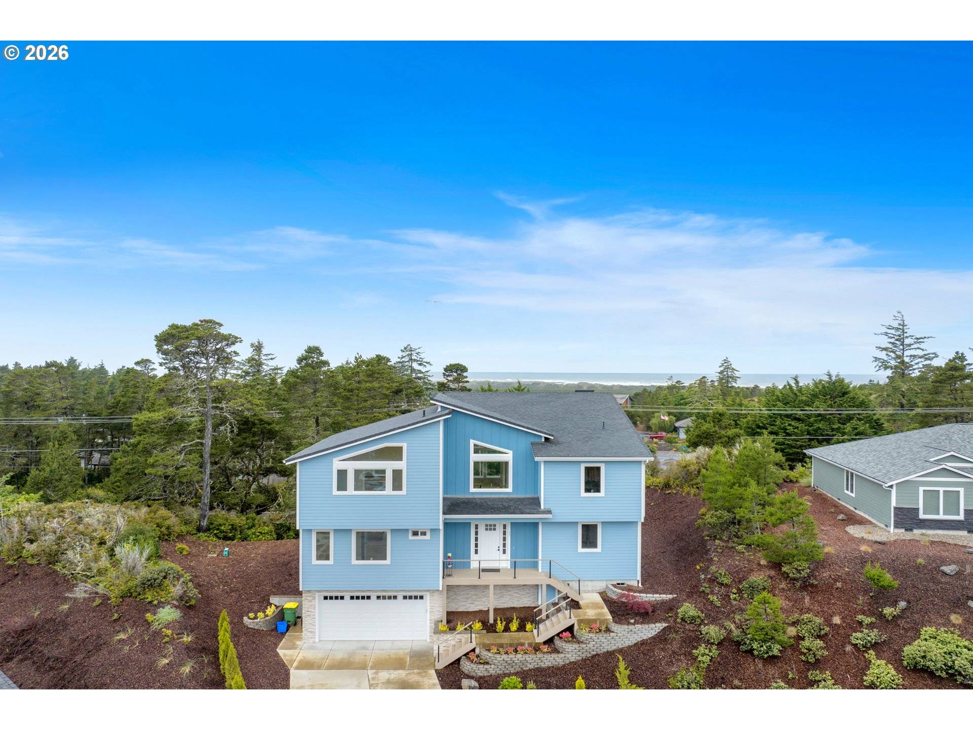 11 WHITE TAIL CT, Florence, OR 97439