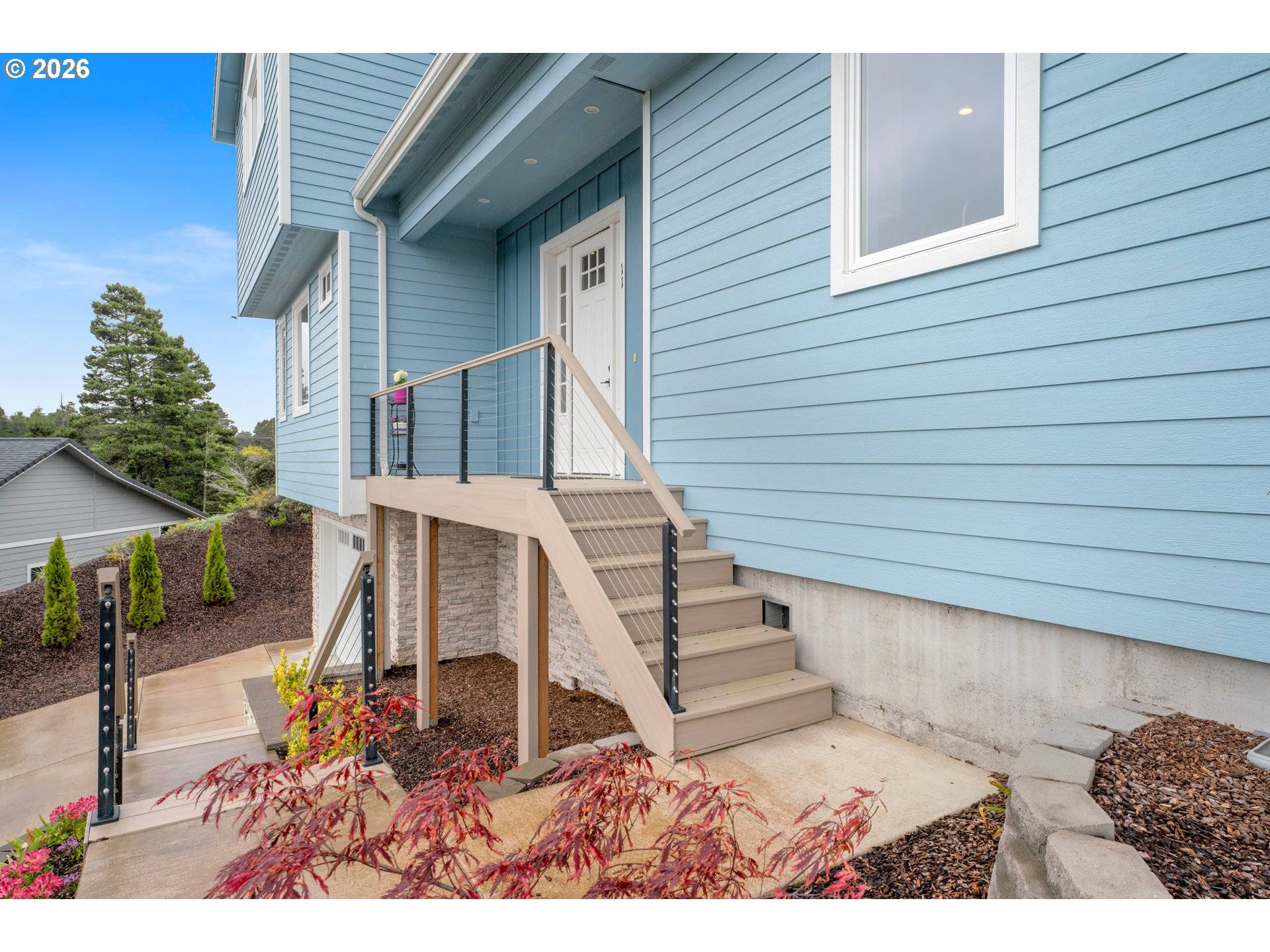 11 WHITE TAIL CT, Florence, OR 97439