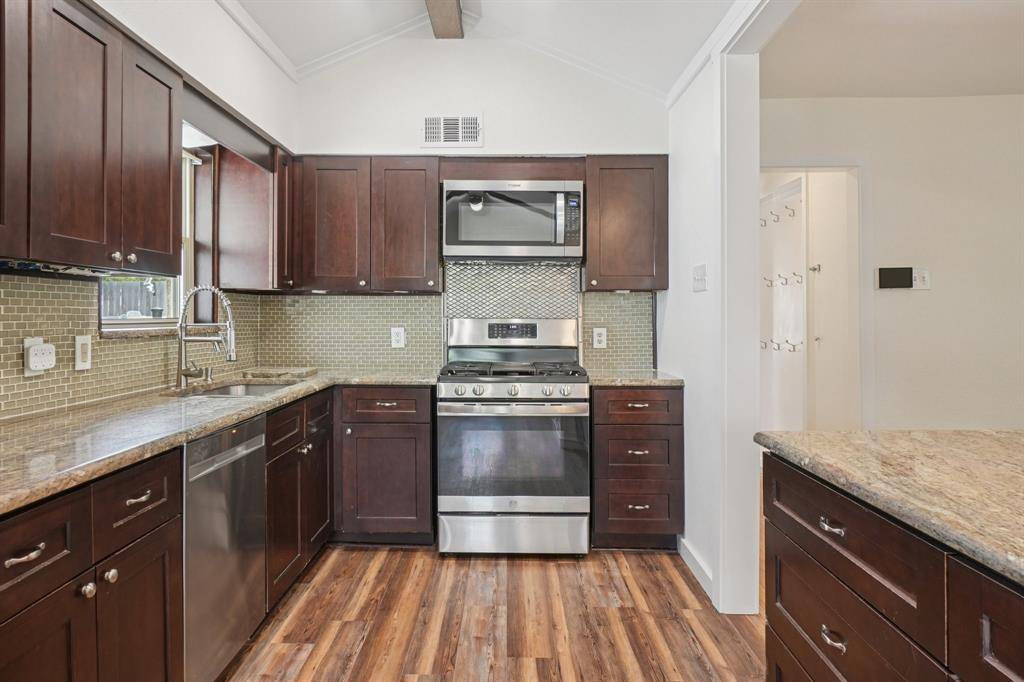 444 Hanbee Street, Richardson, TX 75080