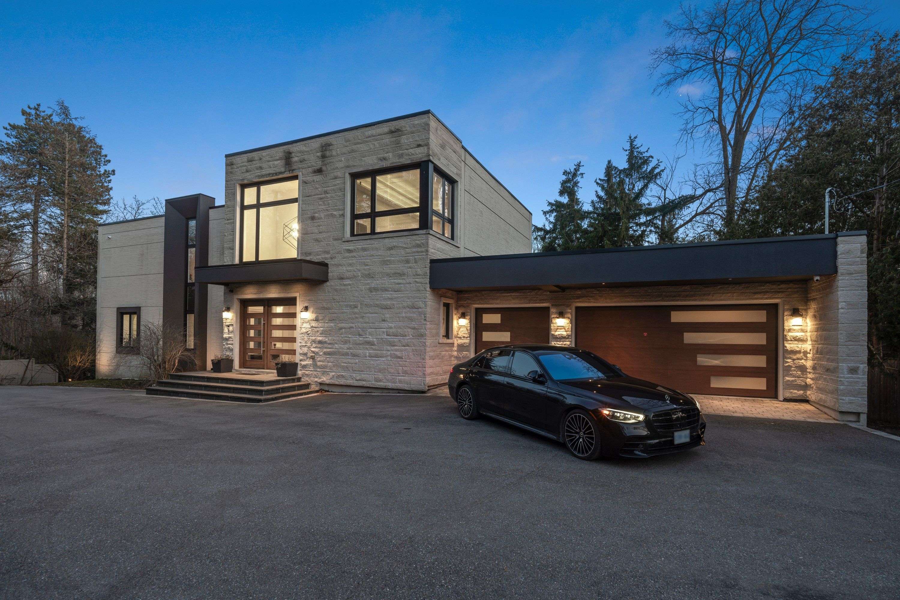 7 Albion Close, Markham, ON L3T 2H8