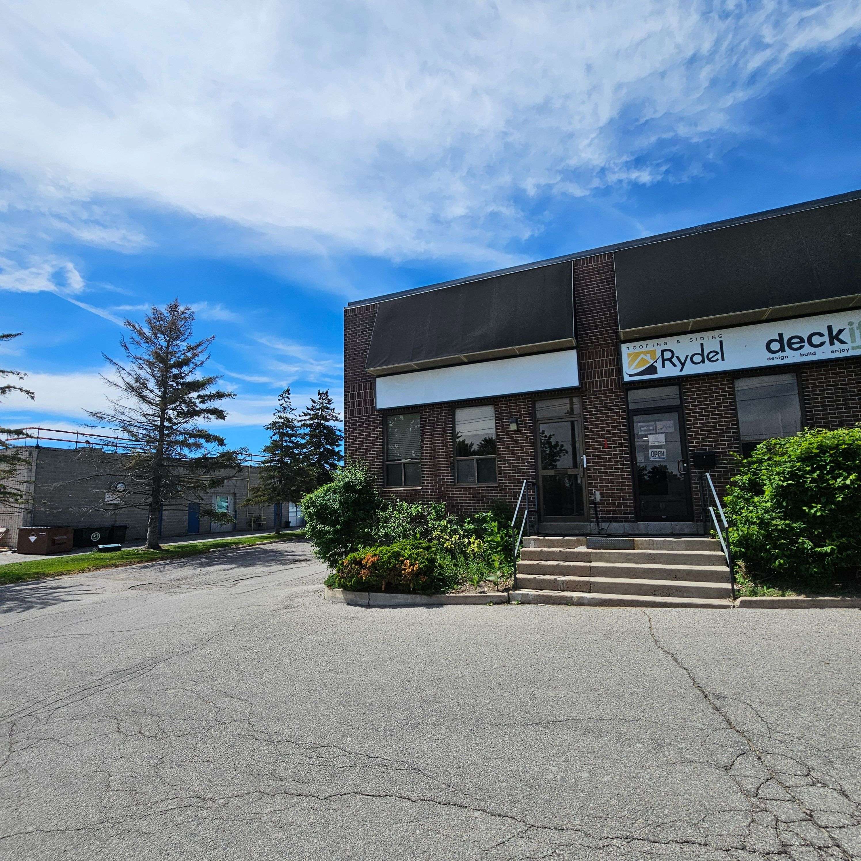 40 Bell Farm RD #1A, Barrie, ON L4M 5L3