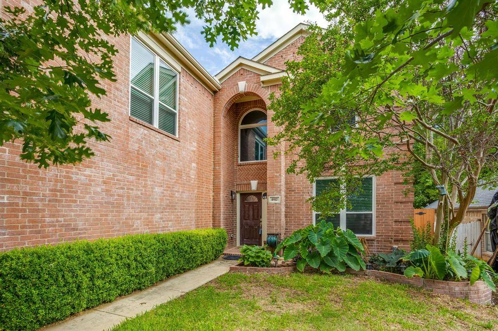 4917 Dougal Avenue, Fort Worth, TX 76137