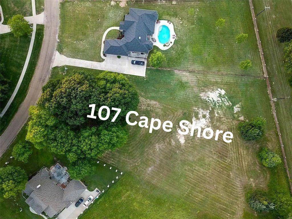107 Cape Shore Drive, Mabank, TX 75143