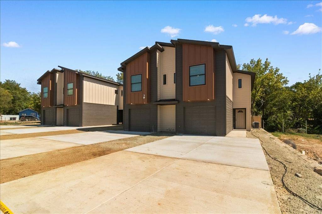 2644-2646 Hutchinson Street, Fort Worth, TX 76106