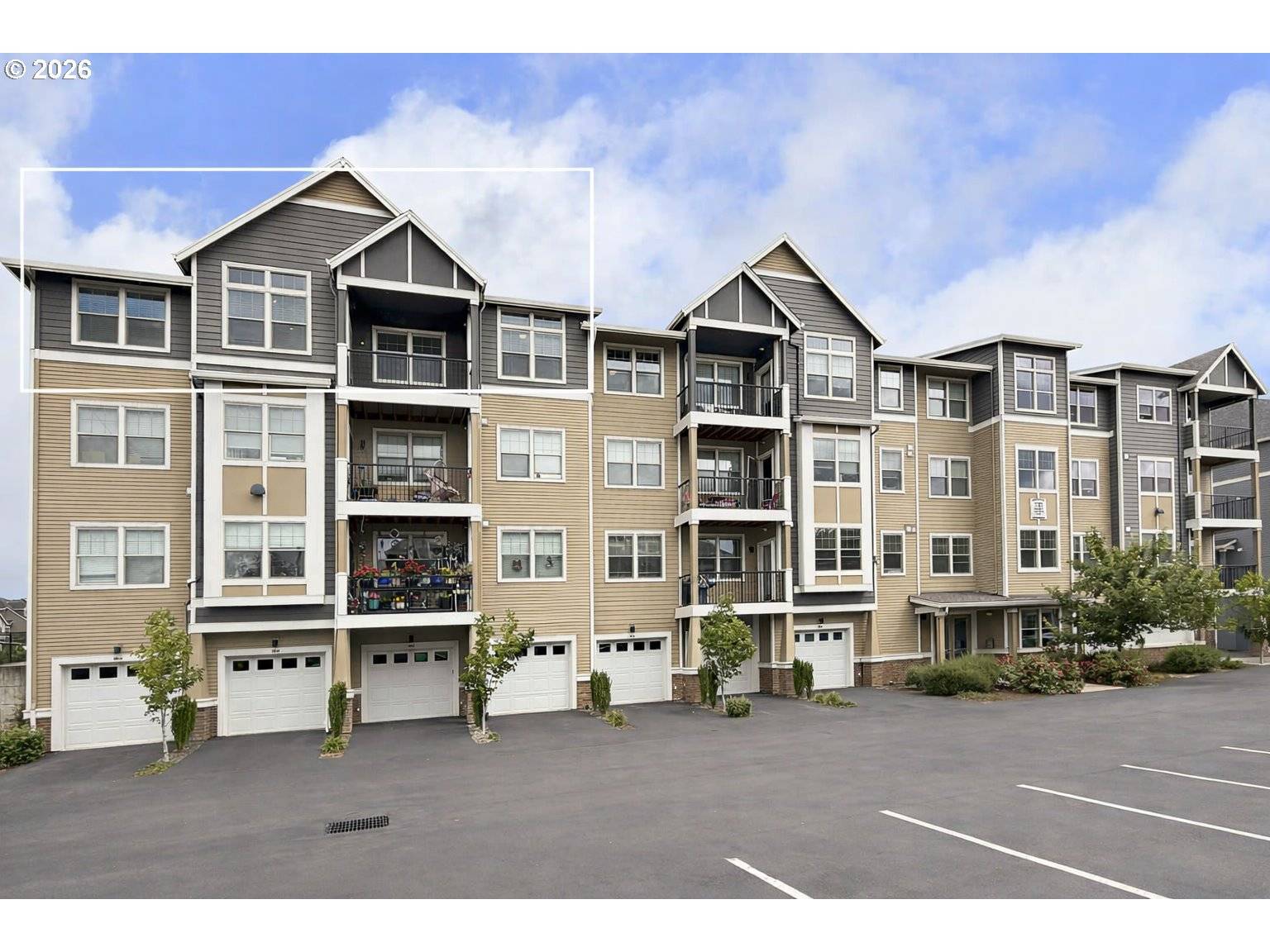 17181 SW SNOWDALE ST #301, Beaverton, OR 97007