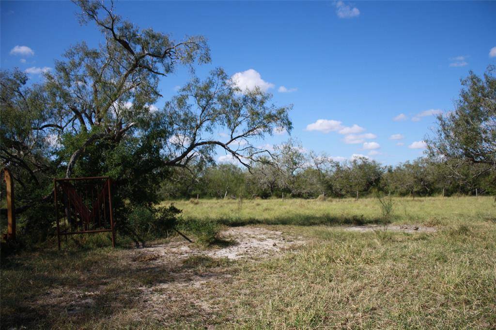 14135 County Road 1144, Sinton, TX 78387