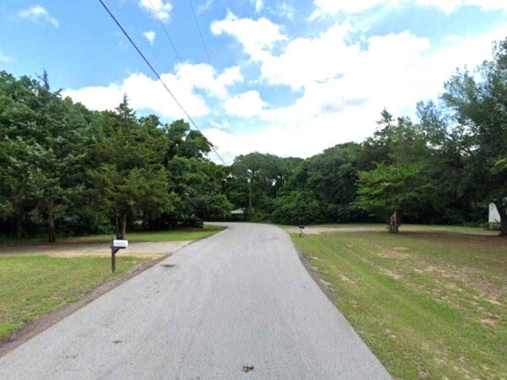 16958 Springcrest Lane, Lindale, TX 75771