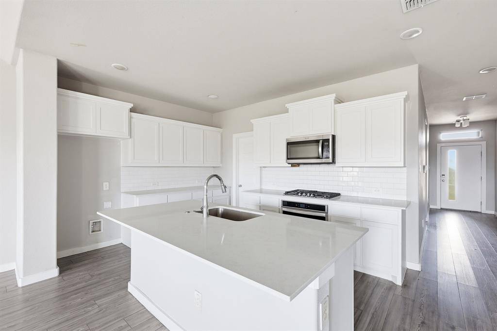 348 Braves Way, Lavon, TX 75166