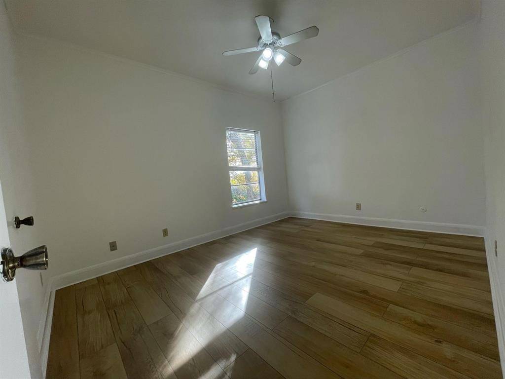 202 S Willomet Avenue #4, Dallas, TX 75208