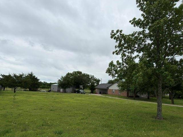 1101 N Atkins Drive, Celeste, TX 75423