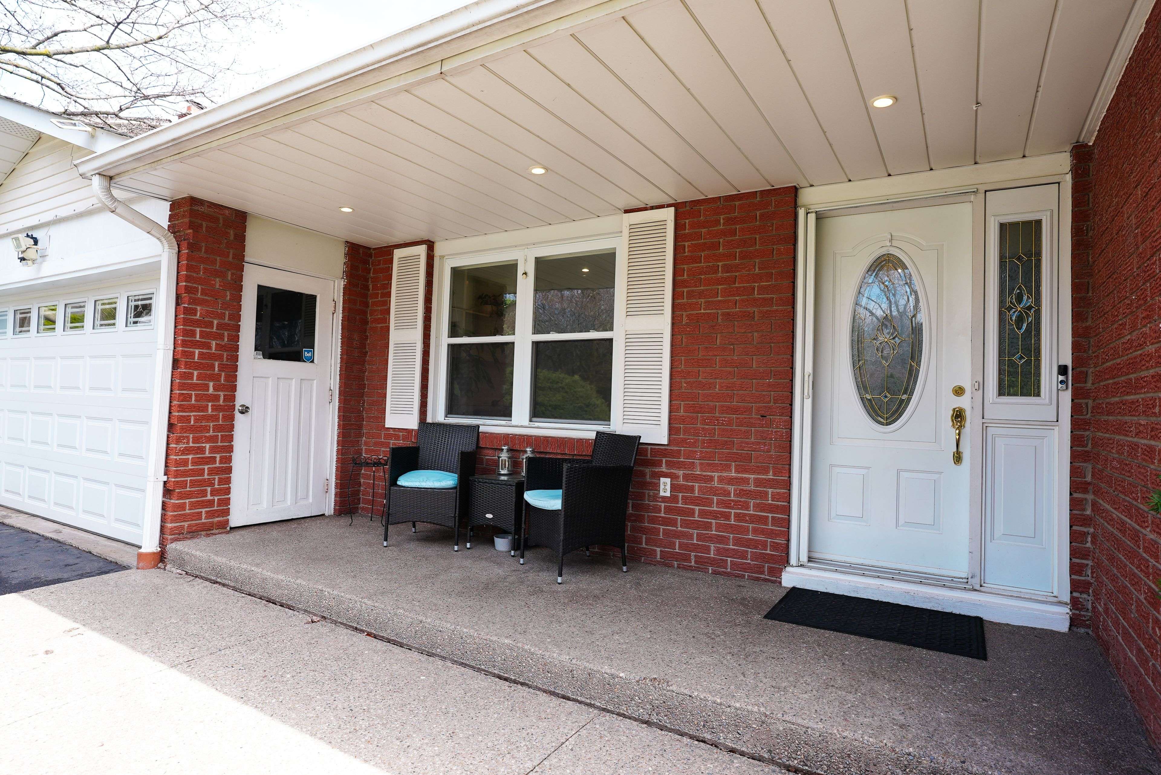 1266 Lakeview DR, Oakville, ON L6H 2M8