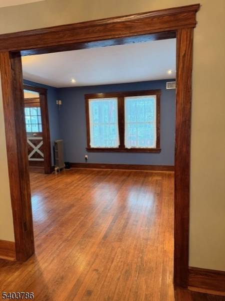 19 Academy Road, Morris Plains Boro, NJ 07950
