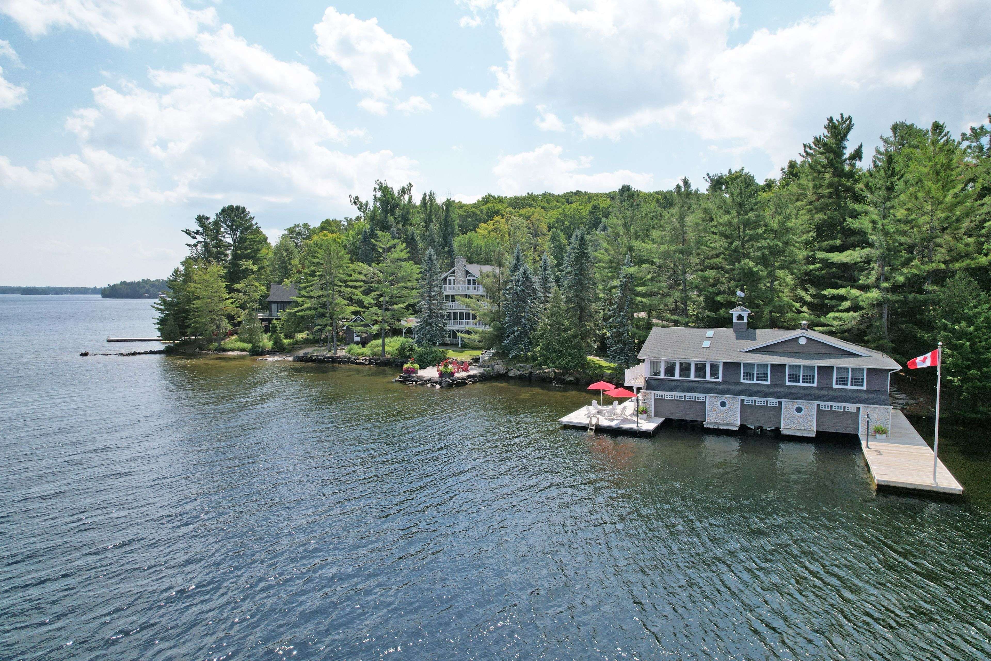 1167 Armstrong Point RD #9, Muskoka Lakes, ON P0B 1J0