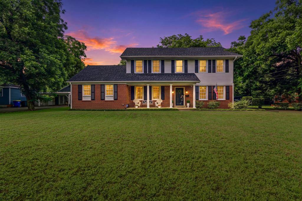 1110 E Park Drive, Hillsboro, TX 76645
