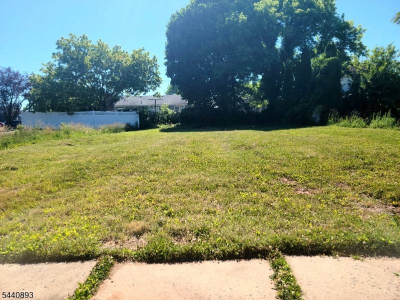 310 N 2Nd Ave, Manville Boro, NJ 08835
