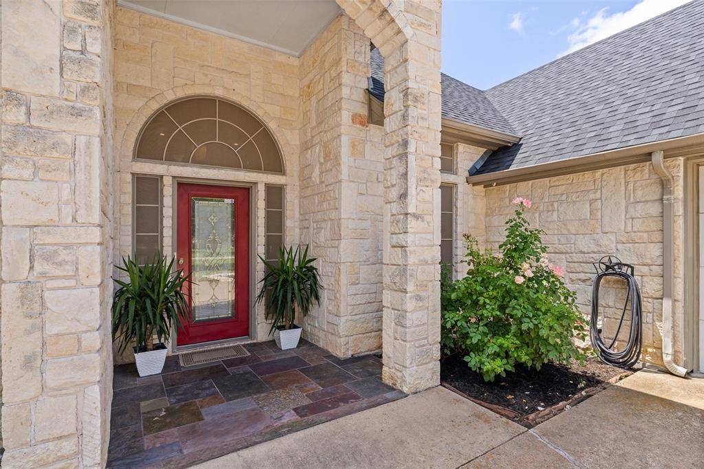 6705 Forest Oaks Court, Granbury, TX 76049
