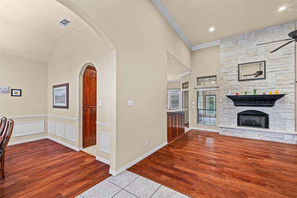 6705 Forest Oaks Court, Granbury, TX 76049