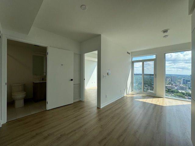319 Jarvis ST #4011, Toronto C08, ON M5B 0C8