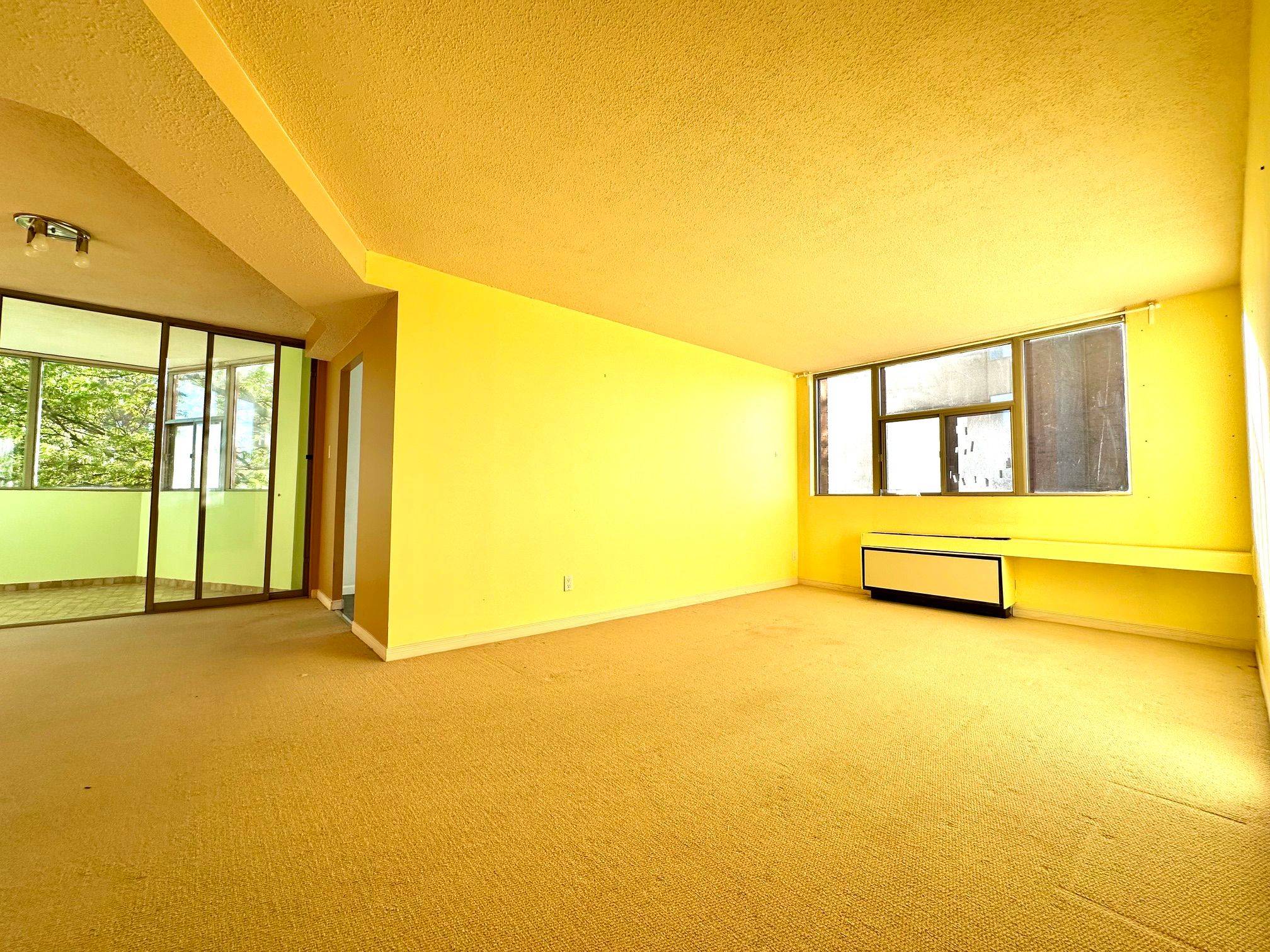 2760 Carousel CRES #210, Blossom Park - Airport And Area, ON K1T 2N4