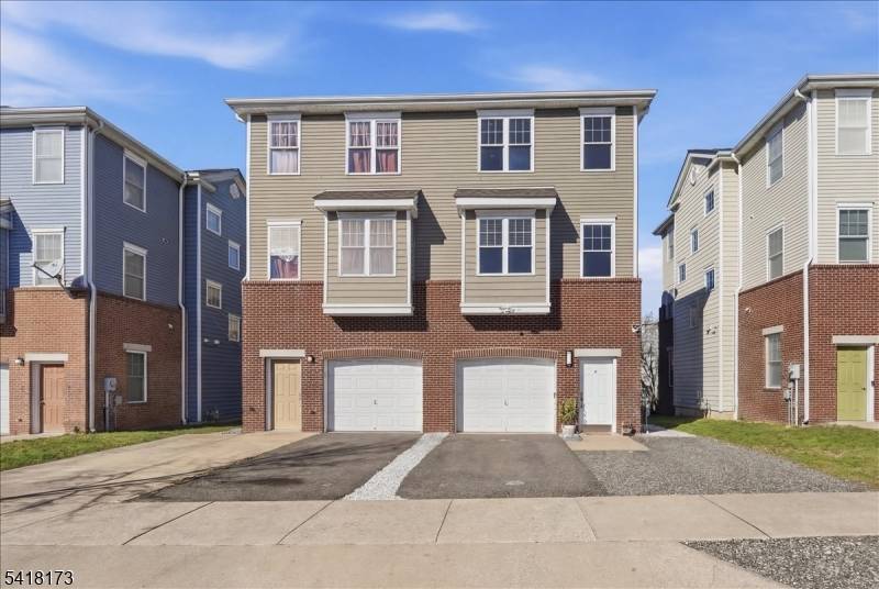 181-A Court St, Newark City, NJ 07103