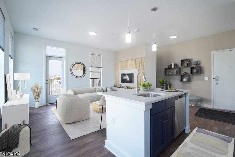 18 W Main St #508, Bound Brook Boro, NJ 08805